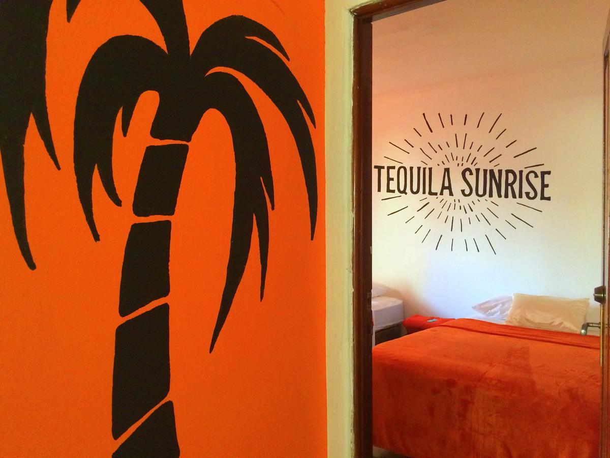 Tequila Sunrise Hostel Guatemala City Exterior foto