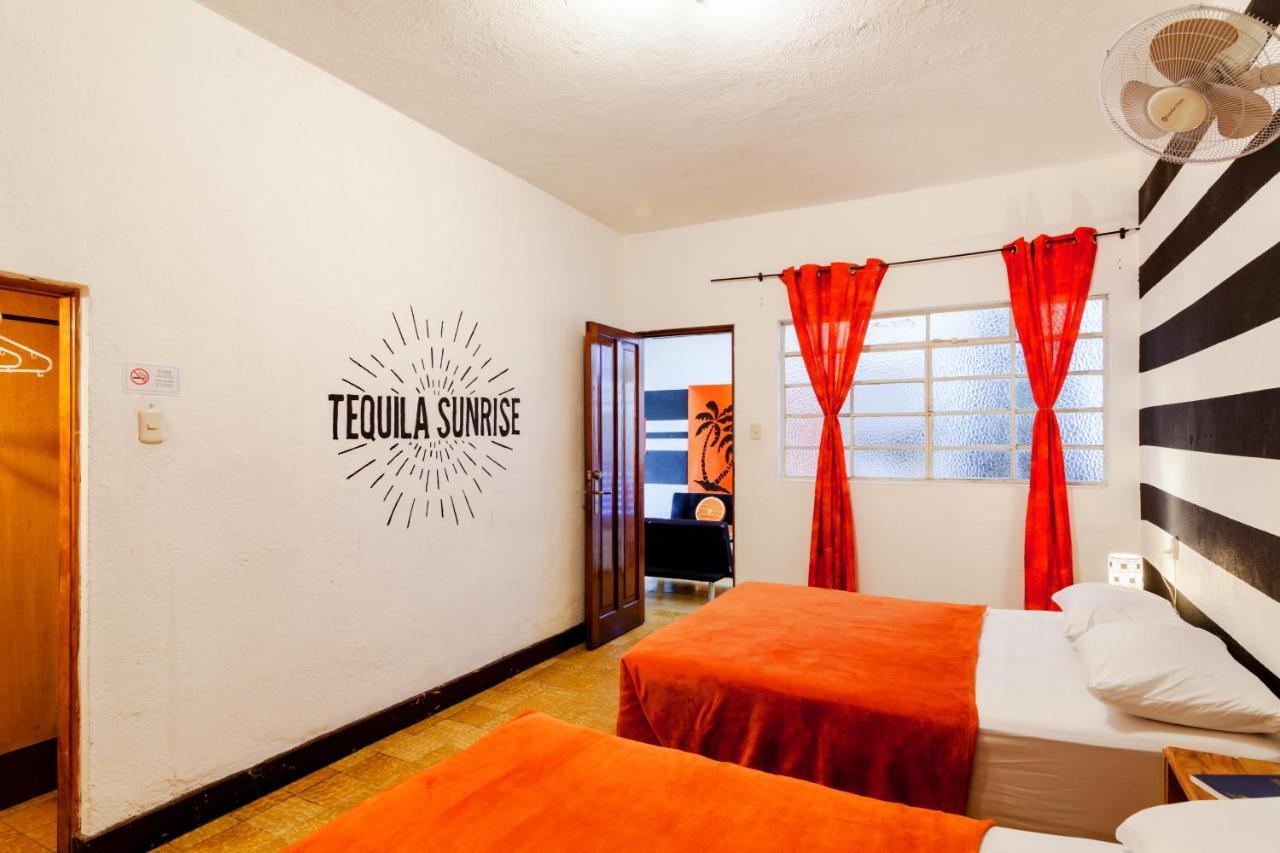 Tequila Sunrise Hostel Guatemala City Exterior foto